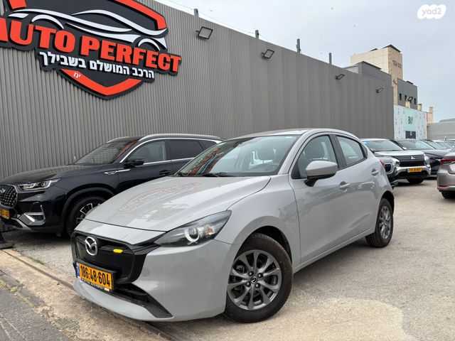 מודעת רכב מאזדה 2