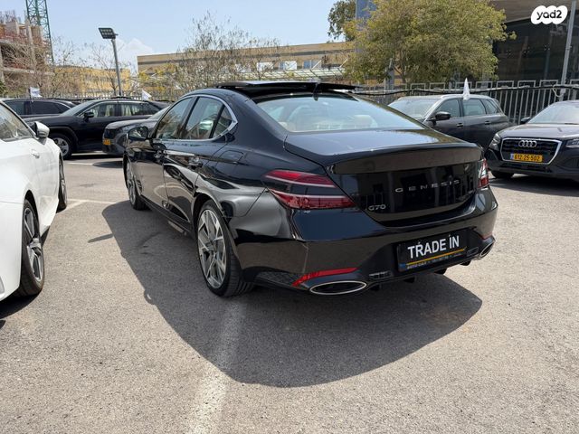 מודעת רכב ג'נסיס G70 2