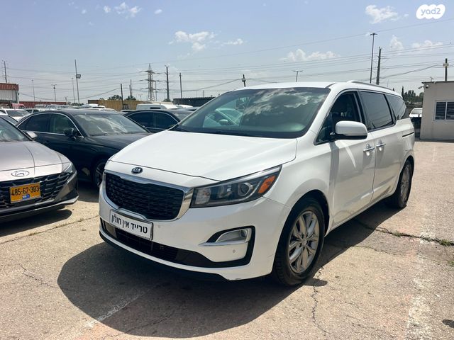 מודעת רכב קיה קרניבל