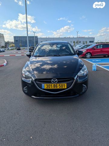 מודעת רכב מאזדה 2