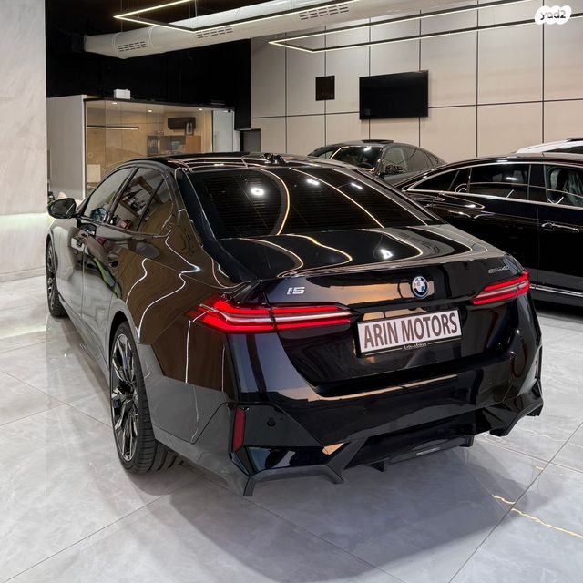 מודעת רכב ב מ וו I5