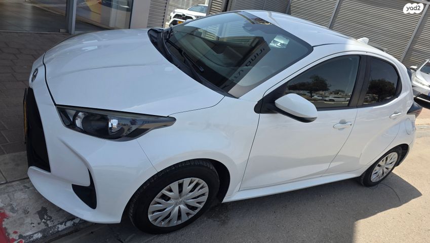 מודעת רכב טויוטה יאריס