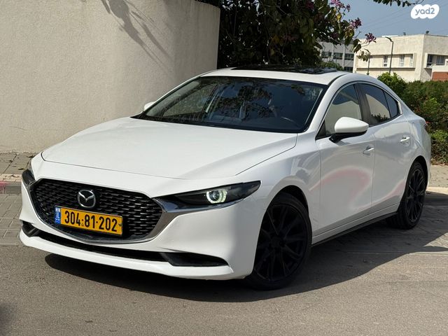 מודעת רכב מאזדה 3