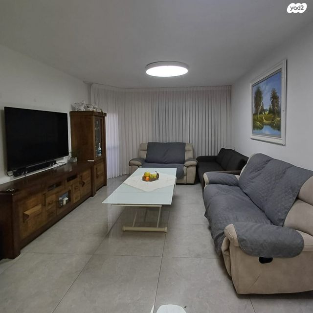 כוכב הצפון 7