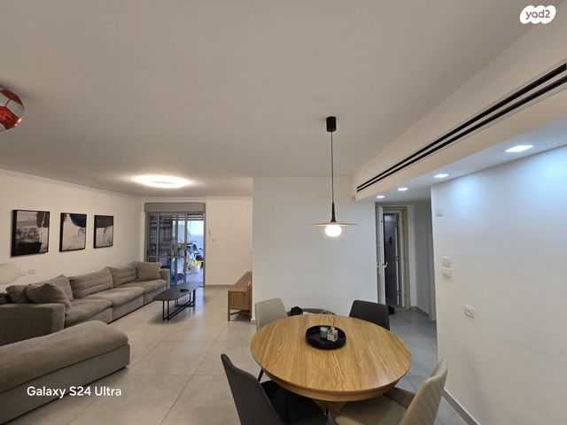 משה קהירי 17