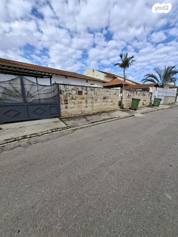 אברהם מרק 10