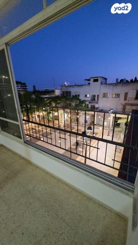 כיכר בן גוריון 1