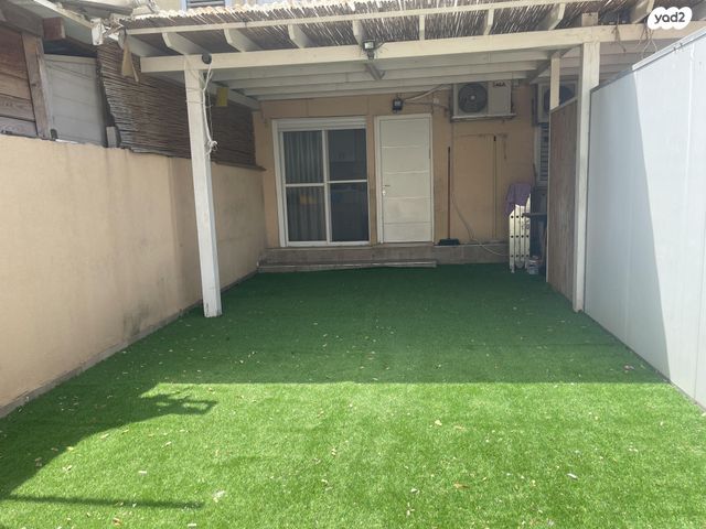 ז'בוטינסקי 14