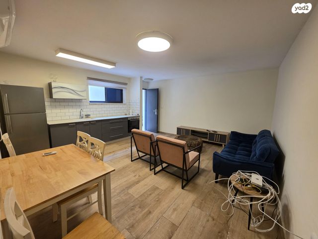 האחים ישראלית 1