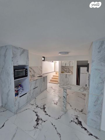 שאול המלך 84