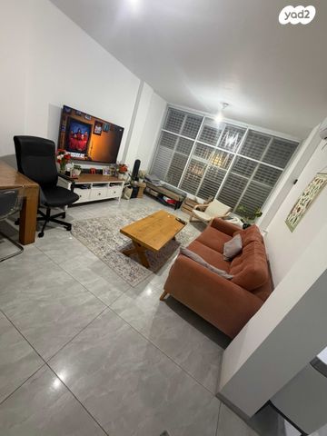 מניה וישראל שוחט 19