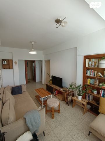 שדרות יד לבנים 10