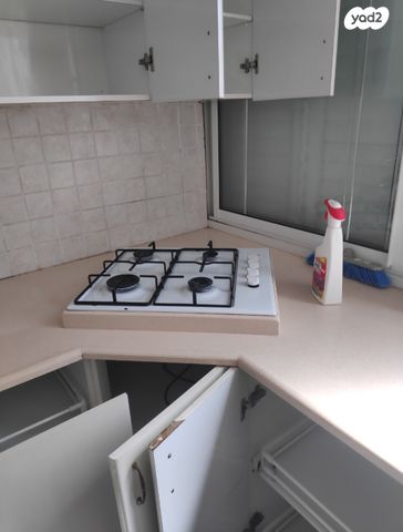 שדרות זלמן שניאור 28