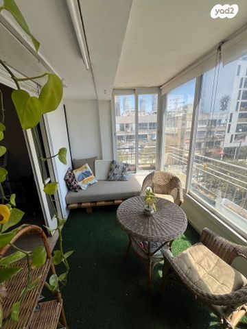 אבן גבירול 141