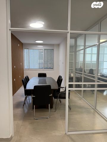 קרן היסוד 27