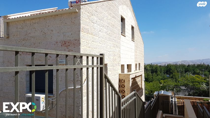 נווה שאנן 10