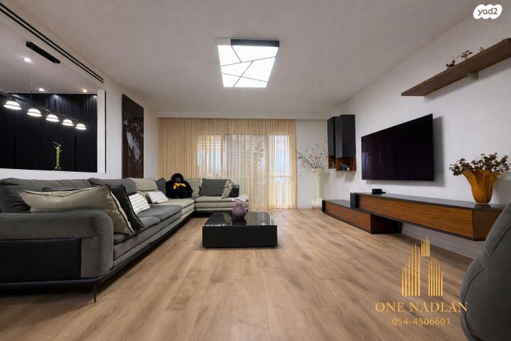 מנחם אוסישקין 