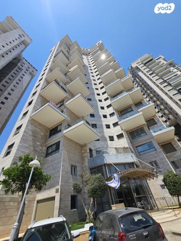 שדרות רחבעם זאבי 38