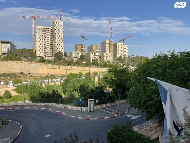 יעקב שריבוים 22