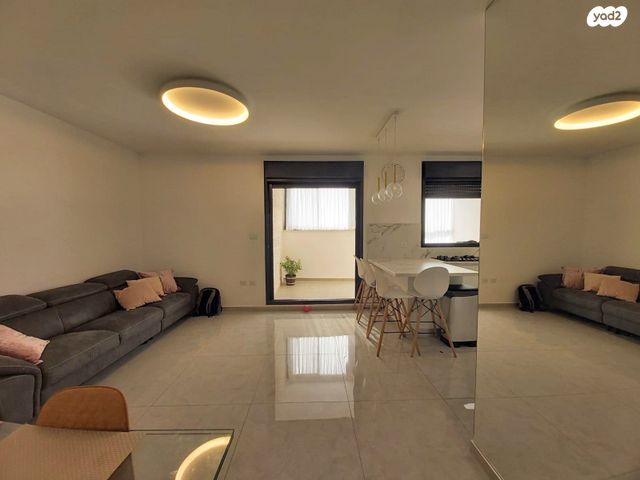 אבנר חי שאקי 