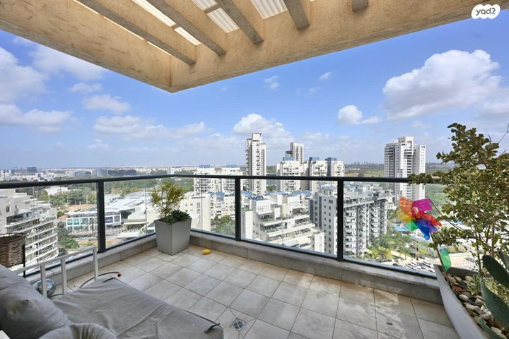 פרופ' אפרים קציר 