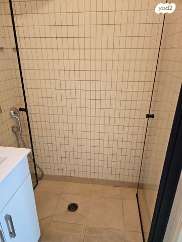 אברהם גולדברג 1