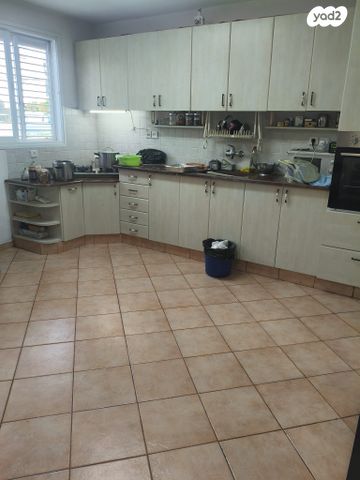 ד"ר יהושע טהון 