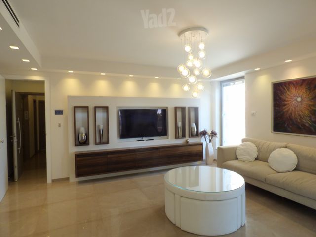 דירה להשכרה בירושלים (תיווך) — 2