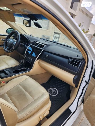 מודעת רכב טויוטה קאמרי