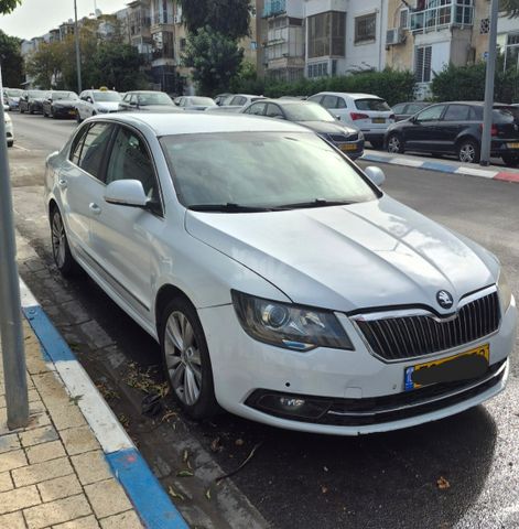 מודעת רכב סקודה סופרב