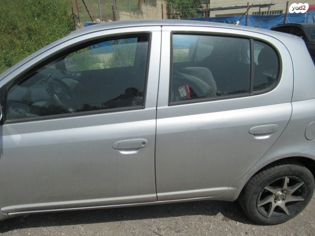 מודעת רכב טויוטה יאריס