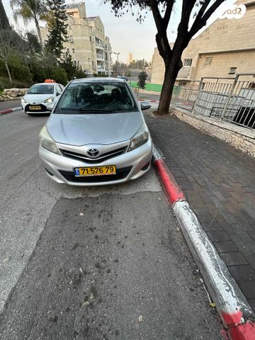 מודעת רכב טויוטה יאריס