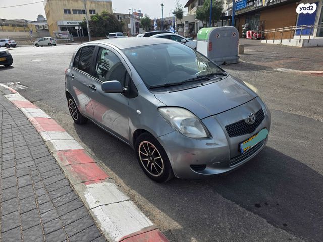 מודעת רכב טויוטה יאריס