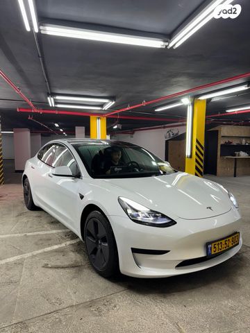 מודעת רכב טסלה מודל 3