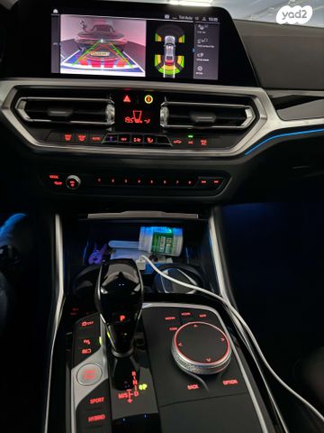 מודעת רכב ב מ וו סדרה 3