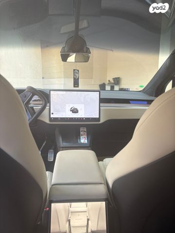 מודעת רכב טסלה מודל X