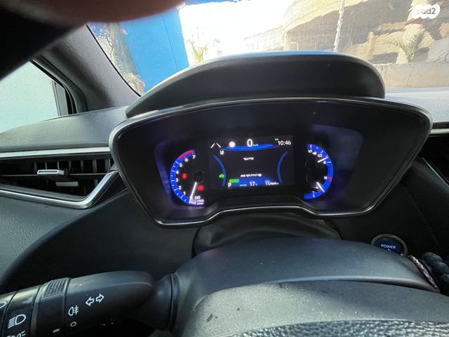 מודעת רכב טויוטה קורולה