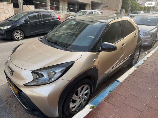 מודעת רכב טויוטה אייגו X