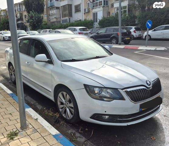 מודעת רכב סקודה סופרב