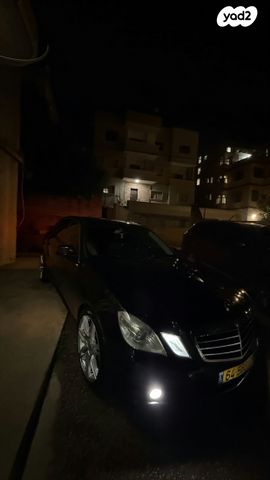 מודעת רכב מרצדס-בנץ E-class
