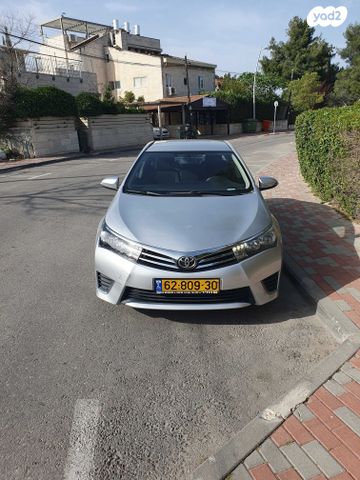 מודעת רכב טויוטה קורולה