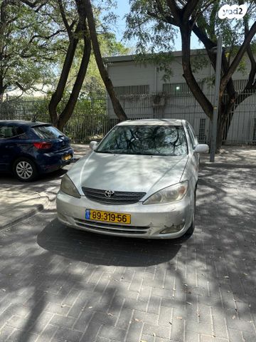 מודעת רכב טויוטה קאמרי