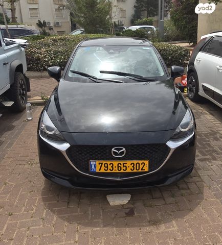 מודעת רכב מאזדה 2