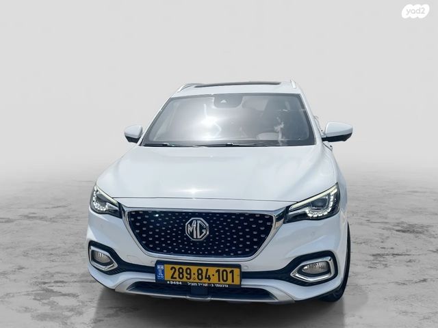 מודעת רכב אם ג'י EHS PHEV