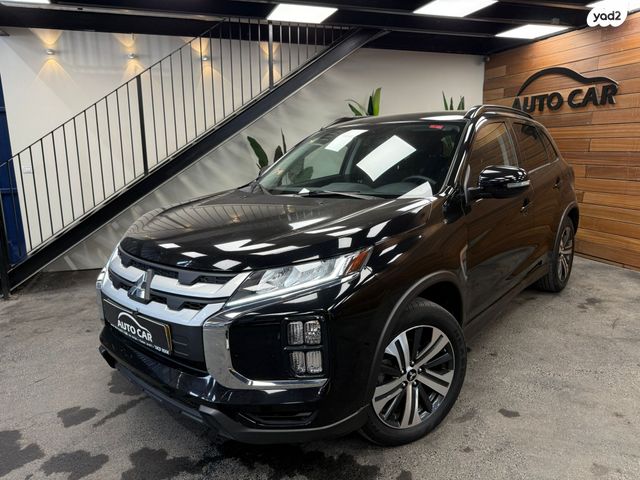 מודעת רכב מיצובישי ASX