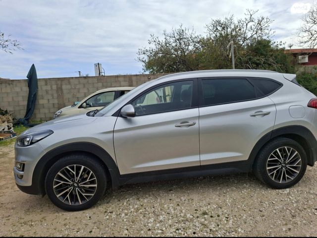 מודעת רכב יונדאי טוסון