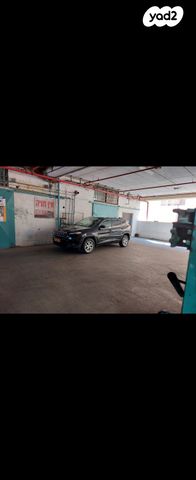 מודעת רכב ג'יפ צ'ירוקי