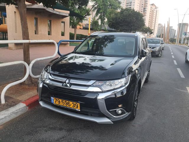 מודעת רכב מיצובישי אאוטלנדר