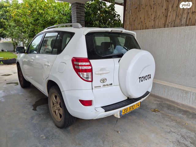 מודעת רכב טויוטה RAV4