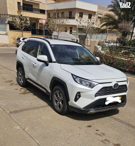 מודעת רכב טויוטה RAV4